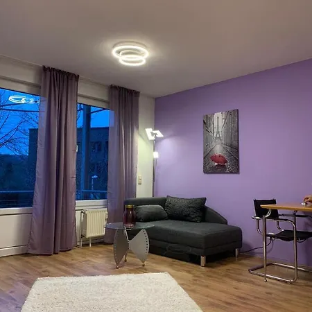 Modern And Central, Near Rhein & Museums, Fully Furnished Apartamento Bona