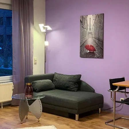 Modern And Central, Near Rhein & Museums, Fully Furnished *